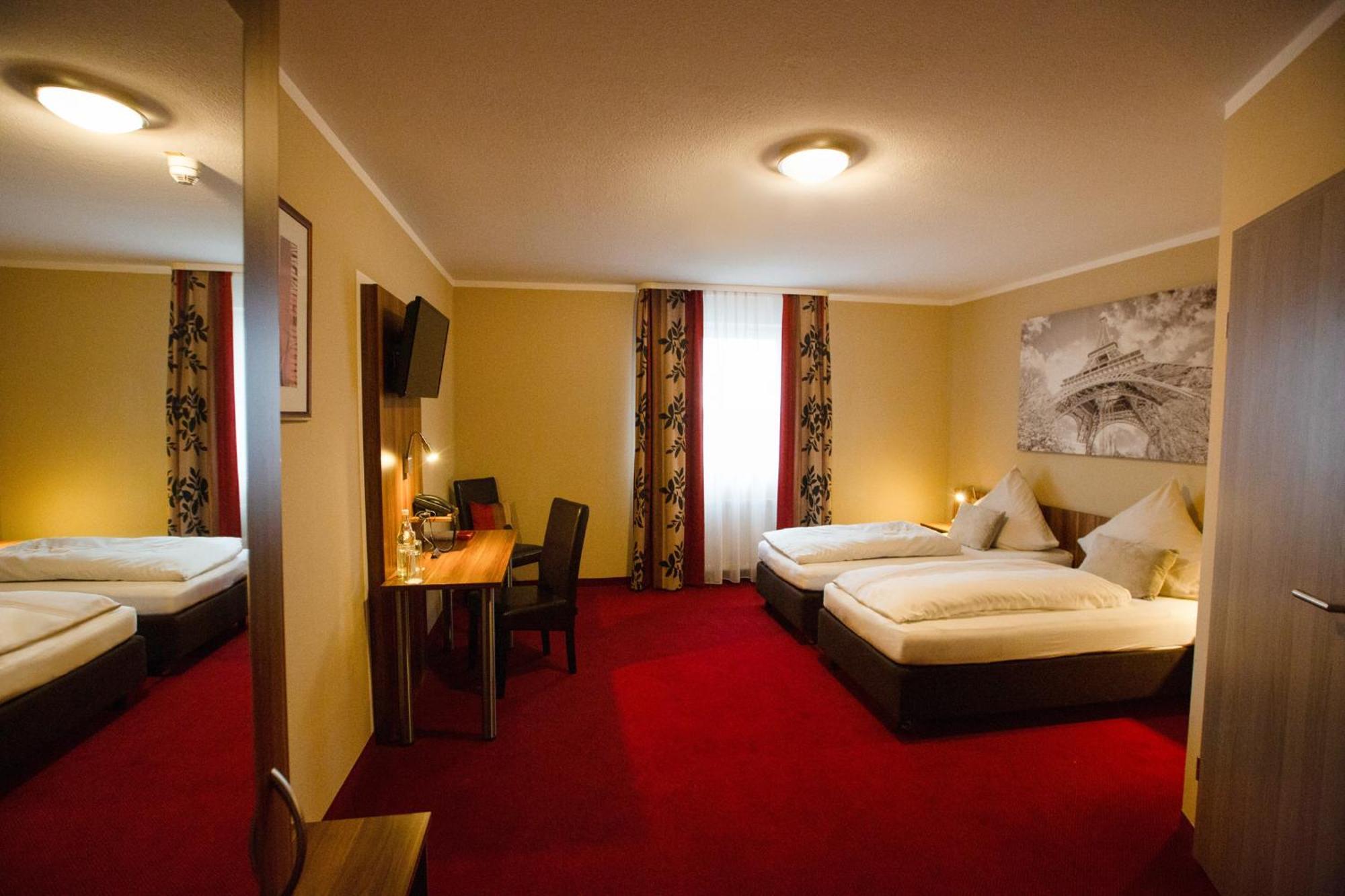 Auwald Hotel إنغولشتات المظهر الخارجي الصورة